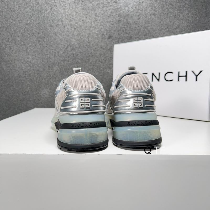Givenchy sz38-45 8C TF08120